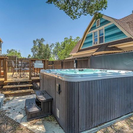 科罗拉多斯普林斯The Vibrant Victorian Hot Tub & Fire Pit In Occ别墅 外观 照片