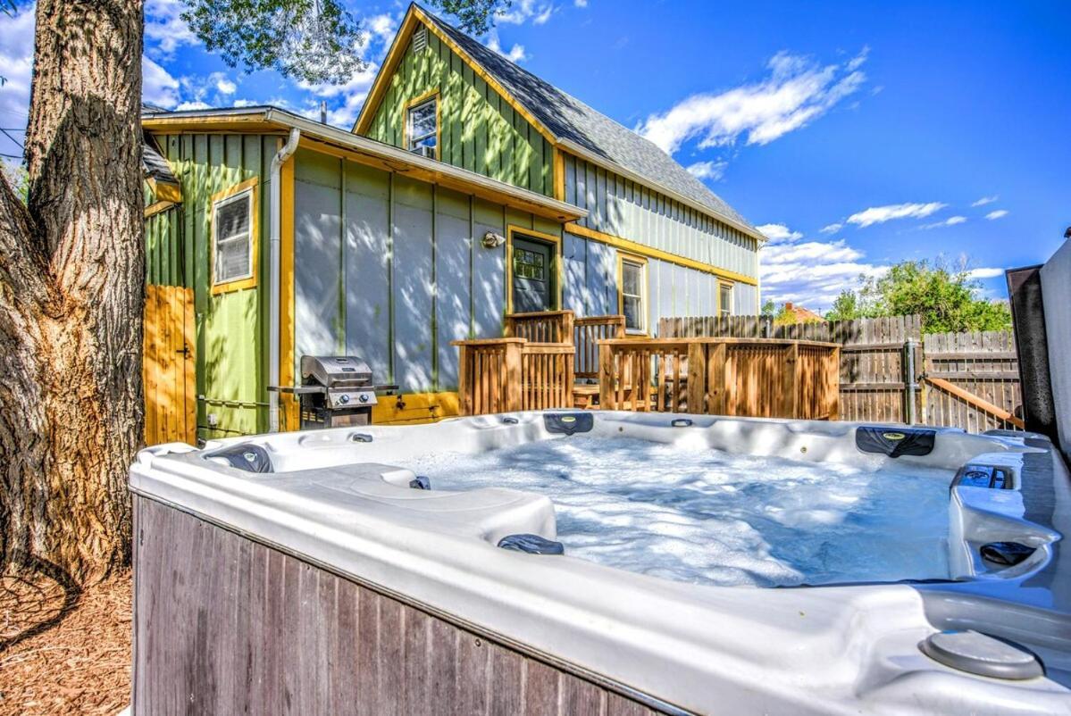 科罗拉多斯普林斯The Vibrant Victorian Hot Tub & Fire Pit In Occ别墅 外观 照片